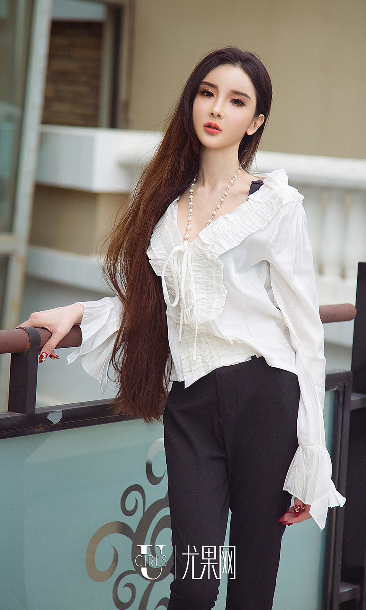 [爱尤物]2018APP NO.1238 阿依努尔瓦娅一优雅冷美人